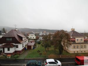 Prodej bytu 4+1, Karlovy Vary, Kosmonautů, 91 m2