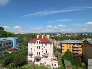 Prodej činžovního domu, Karlovy Vary, Rumunská, 1336 m2