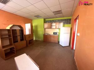 Prodej kanceláře, Broumov - Poříčí, Barvířské náměstí, 410 m2