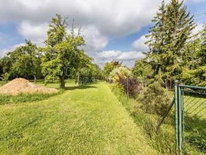 Prodej pozemku pro bydlení, Mezouň, 1807 m2