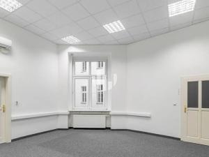 Pronájem kanceláře, Praha - Nové Město, Opletalova, 143 m2