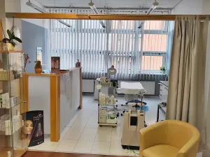 Pronájem komerční nemovitosti, Jablonec nad Nisou, Podhorská, 36 m2