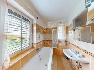 Prodej rodinného domu, Zdiby, V Kopci, 260 m2