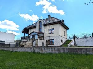 Prodej rodinného domu, Zdiby, V Kopci, 260 m2