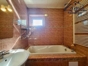 Pronájem bytu 3+kk, Kladno, Kordačova, 72 m2