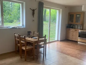 Prodej rodinného domu, Dolní Břežany, U Lesa, 160 m2