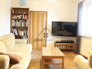 Prodej bytu 3+1, Strakonice, Mírová, 59 m2