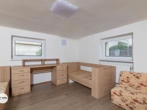 Prodej rodinného domu, Staré Město, Pode Břehy, 250 m2