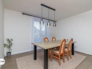Prodej rodinného domu, Staré Město, Pode Břehy, 250 m2