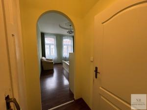 Prodej bytu 4+1, Karlovy Vary, Bulharská, 125 m2