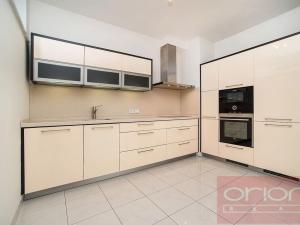 Pronájem bytu 3+kk, Praha - Vinohrady, Italská, 116 m2