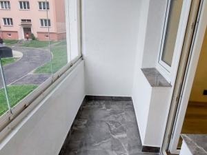 Pronájem bytu 3+1, Cheb, Kosmonautů, 69 m2