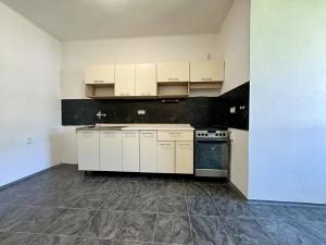 Prodej bytu 3+1, Česká Ves, Jánského, 92 m2