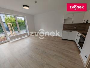 Pronájem bytu 1+kk, Otrokovice, Moravní, 32 m2