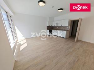 Pronájem bytu 2+kk, Otrokovice, Moravní, 56 m2