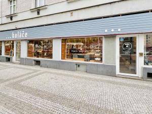 Pronájem obchodního prostoru, Praha - Holešovice, Komunardů, 120 m2