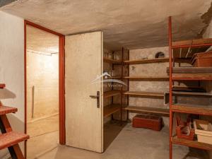 Prodej rodinného domu, Kostelec, 330 m2