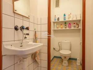 Prodej rodinného domu, Kostelec, 330 m2
