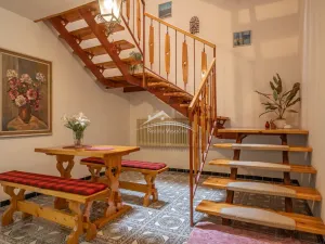 Prodej rodinného domu, Kostelec, 330 m2