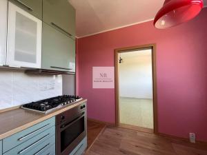 Pronájem bytu 2+1, Karlovy Vary, Úvalská, 60 m2