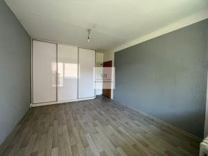 Pronájem bytu 2+1, Karlovy Vary, Úvalská, 60 m2