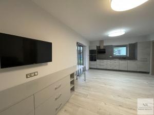 Pronájem rodinného domu, Karlovy Vary, M. Rovenské, 68 m2