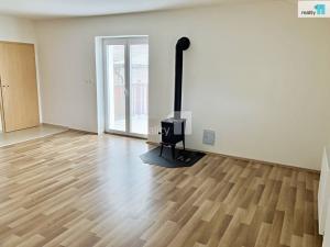 Pronájem bytu 2+kk, Vochov, 68 m2