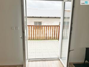 Pronájem bytu 2+kk, Vochov, 68 m2