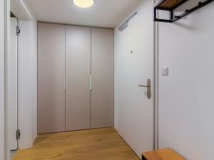 Pronájem bytu 1+kk, Praha - Stodůlky, Hábova, 30 m2