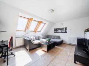 Prodej bytu 3+kk, České Budějovice - České Budějovice 3, Rudolfovská tř., 66 m2
