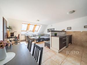 Prodej bytu 3+kk, České Budějovice - České Budějovice 3, Rudolfovská tř., 66 m2