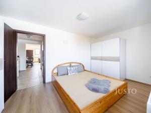 Prodej bytu 3+kk, České Budějovice - České Budějovice 3, Rudolfovská tř., 66 m2