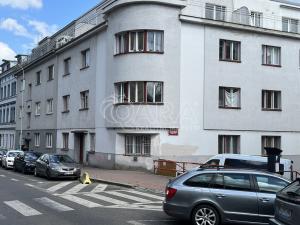Prodej bytu 2+kk, Praha - Košíře, Holečkova, 39 m2