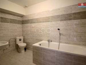 Pronájem bytu 2+kk, Trutnov - Střední Předměstí, Novodvorská, 50 m2