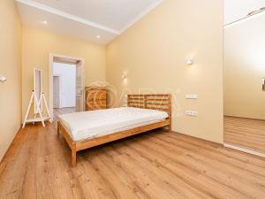 Pronájem bytu 3+1, Praha - Vinohrady, Vinohradská, 102 m2