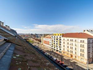 Pronájem bytu 2+kk, Praha - Libeň, Na žertvách, 69 m2