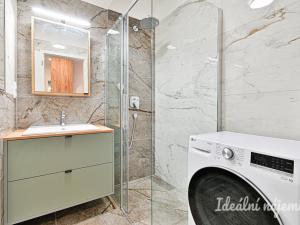Pronájem bytu 1+kk, Brno - Židenice, Škrochova, 33 m2