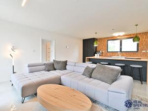 Prodej rodinného domu, Březí, Bezová, 106 m2