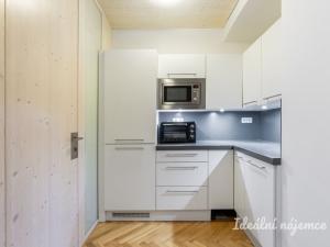 Pronájem bytu 2+1, Praha - Vršovice, Krymská, 56 m2