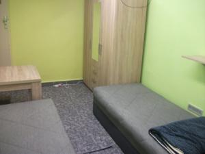 Pronájem bytu 1+1, Pardubice, Sezemická, 40 m2