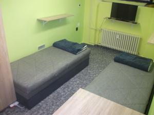 Pronájem bytu 1+1, Pardubice, Sezemická, 40 m2
