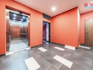 Prodej bytu 2+kk, Praha - Dolní Měcholupy, Kardausova, 52 m2