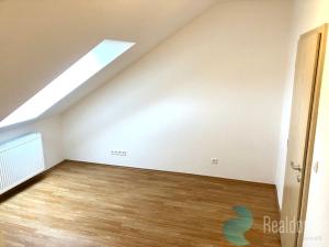 Pronájem bytu 2+kk, České Budějovice, Klaricova, 40 m2