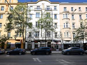 Pronájem kanceláře, Praha - Holešovice, Komunardů, 32 m2
