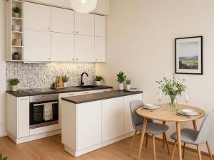 Pronájem bytu 2+kk, Praha - Břevnov, Mládeže, 50 m2