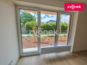 Pronájem bytu 1+kk, Otrokovice, Komenského, 36 m2
