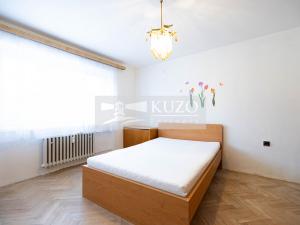 Prodej bytu 2+1, Oslavany, Školní, 56 m2