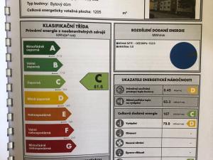 Prodej bytu 2+1, Oslavany, Školní, 56 m2