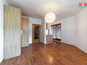 Pronájem bytu 1+kk, Praha - Zbraslav, Karla Černého, 31 m2