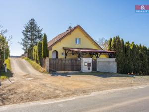 Prodej rodinného domu, Křížkový Újezdec, 196 m2